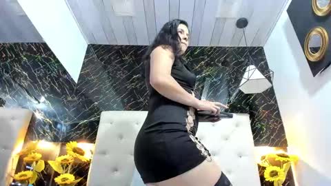 Alexa Smith  online show from 02-08-25, 05:40