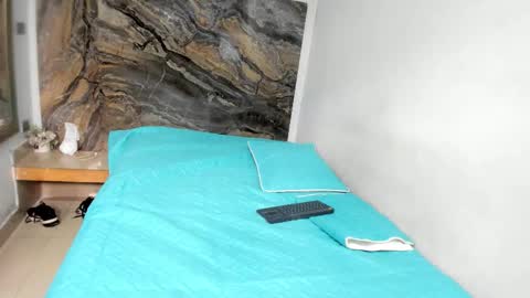 Snapshot of alexayblake chatting on 10-11-25, 07:56 alexayblake online show from 10-11-25, 07:56