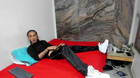 Snapshot of alexayblake chatting on 11-06-25, 07:37 alexayblake online show from 11-06-25, 07:37