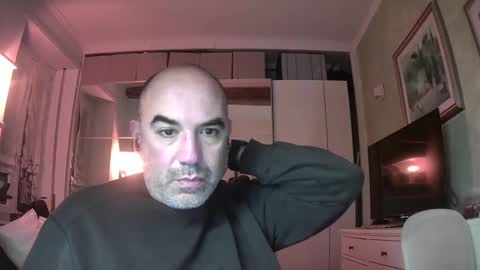 Snapshot of alexct77 chatting on 12-15-24, 10:04 alexct77 online show from 12-15-24, 10:04
