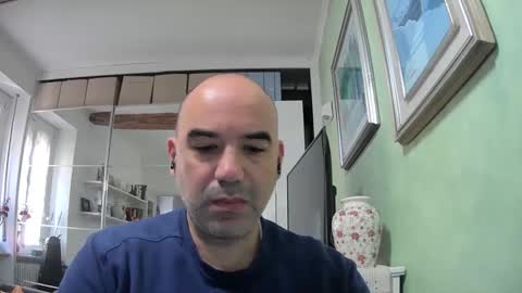 Snapshot of alexct77 chatting on 02-16-25, 09:04 alexct77 online show from 02-16-25, 09:04