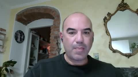 Snapshot of alexct77 chatting on 10-26-25, 09:21 alexct77 online show from 10-26-25, 09:21