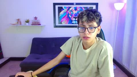 alex online show from 05-01-26, 01:59