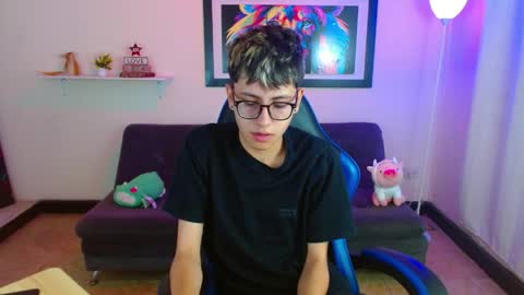 alex online show from 05-15-26, 02:13