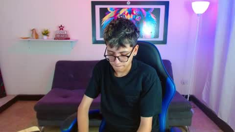 alex online show from 05-20-26, 02:12