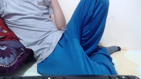 Alex online show from 06-19-26, 02:32