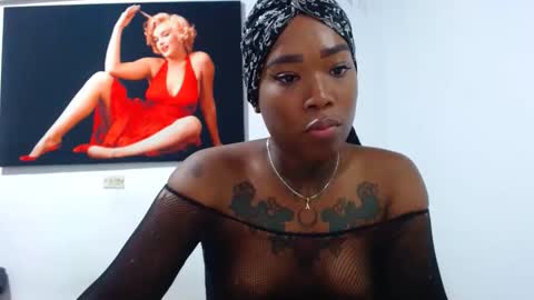 alexia_sinclaire24 online show from 04-26-26, 01:36