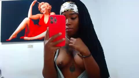 alexia_sinclaire24 online show from 05-03-26, 12:05