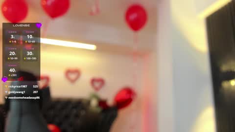 Alexiaa  Online 1430 to 2100 GMT-5 online show from 02-19-25, 06:33