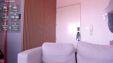 Alexia online show from 11-29-25, 04:43