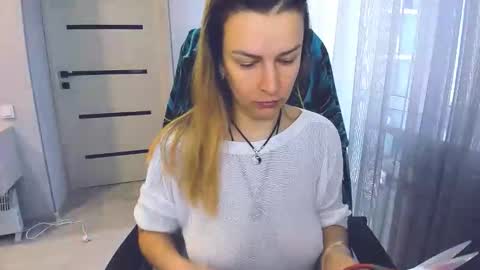 Alexia online show from 05-11-26, 07:25
