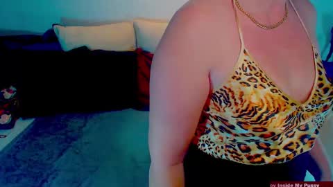 Snapshot of alexine_mcqueen chatting on 01-19-25, 05:26 Alexine McQueen online show from 01-19-25, 05:26