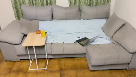 alexiriverss online show from 06-12-26, 09:25