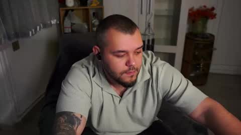 Snapshot of alexirr chatting on 02-09-25, 08:13 Alex online show from 02-09-25, 08:13