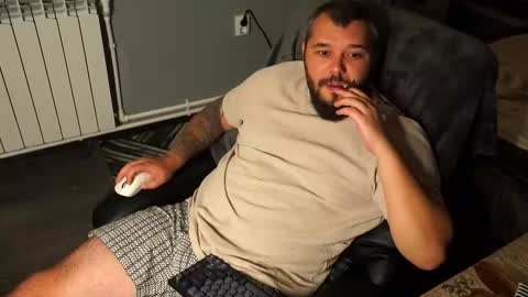 Snapshot of alexirr chatting on 09-16-25, 08:32 Alex online show from 09-16-25, 08:32