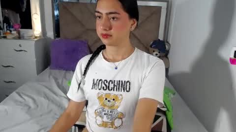 Snapshot of alexis_brown11 chatting on 06-24-26, 01:26 -- ALEXIS -- online show from 06-24-26, 01:26