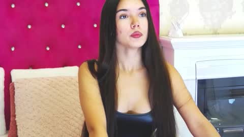 Snapshot of alexisdevine chatting on 10-06-25, 04:21 alexisdevine online show from 10-06-25, 04:21