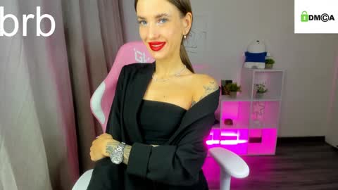 Alexis   Mon Tue Wed Thu Fri 7 GMT 0100am-0700am  online show from 12-10-24, 08:27