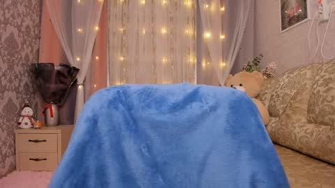 Snapshot of alexissadele chatting on 01-05-25, 01:13 Amely online show from 01-05-25, 01:13