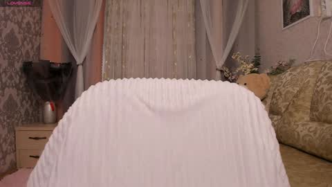 Snapshot of alexissadele chatting on 01-16-25, 01:16 Amely online show from 01-16-25, 01:16