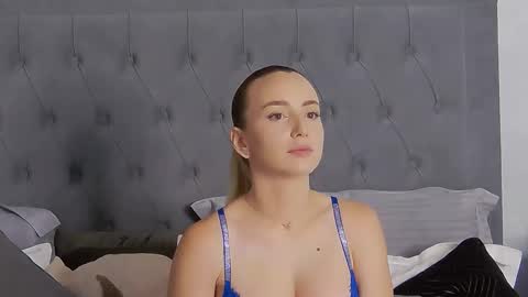 Alexis online show from 10-12-25, 07:29