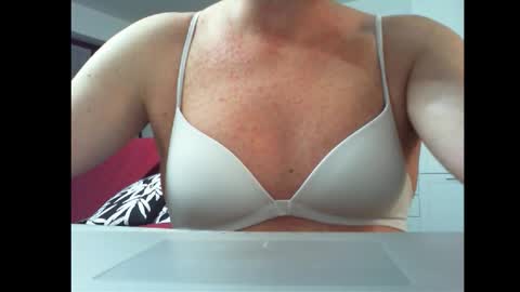 Alexia online show from 10-07-25, 05:54