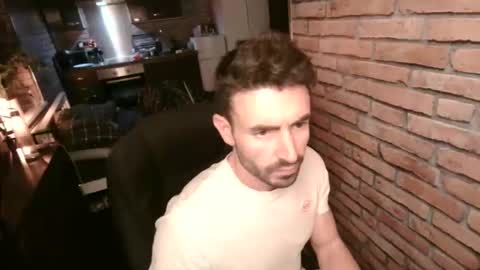 Snapshot of alexlive1 chatting on 11-16-25, 06:57 alexlive1 online show from 11-16-25, 06:57