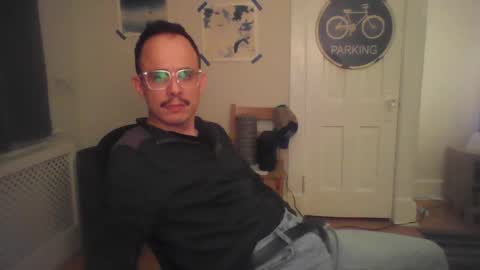 Snapshot of alexmaddox chatting on 10-06-25, 04:21 alexmaddox online show from 10-06-25, 04:21