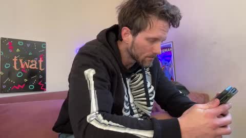 Alex Mann online show from 03-05-26, 06:04