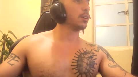Alexxx online show from 05-06-26, 02:51