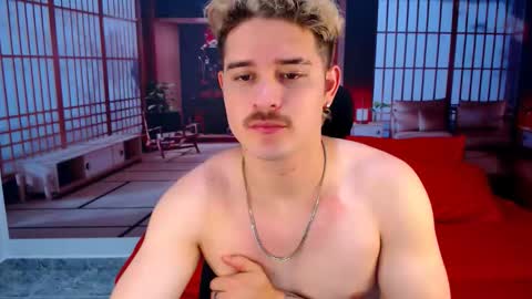 Snapshot of alexpierss chatting on 10-08-25, 07:22 Alex online show from 10-08-25, 07:22