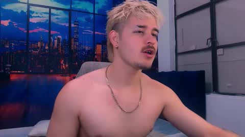 Snapshot of alexpierss chatting on 10-29-25, 07:15 Alex online show from 10-29-25, 07:15