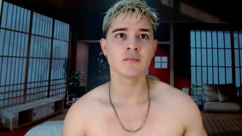 Snapshot of alexpierss chatting on 11-15-25, 06:59 Alex online show from 11-15-25, 06:59