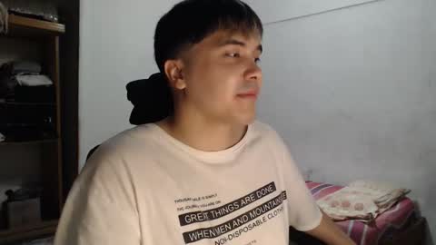 Snapshot of alexriversx chatting on 03-17-26, 06:44 Alexander online show from 03-17-26, 06:44