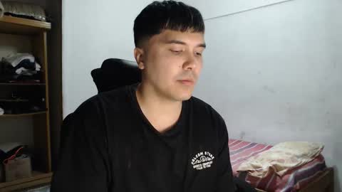 Snapshot of alexriversx chatting on 03-25-26, 06:14 Alexander online show from 03-25-26, 06:14