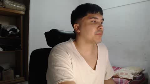 Snapshot of alexriversx chatting on 03-26-26, 06:46 Alexander online show from 03-26-26, 06:46