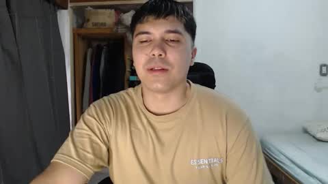 Snapshot of alexriversx chatting on 04-01-26, 12:17 Alexander online show from 04-01-26, 12:17