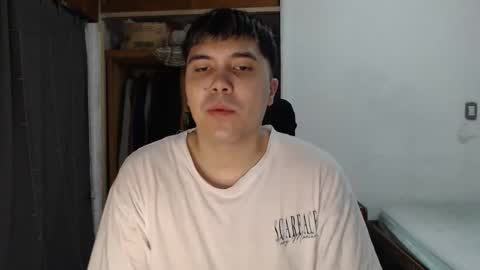 Snapshot of alexriversx chatting on 04-04-26, 05:32 Alexander online show from 04-04-26, 05:32