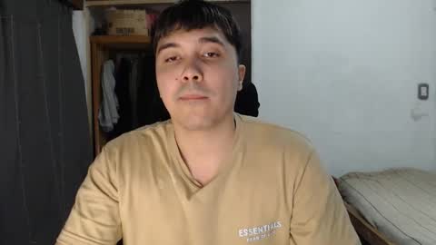 Snapshot of alexriversx chatting on 04-09-26, 04:34 Alexander online show from 04-09-26, 04:34