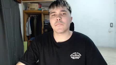 Snapshot of alexriversx chatting on 04-14-26, 06:47 Alexander online show from 04-14-26, 06:47