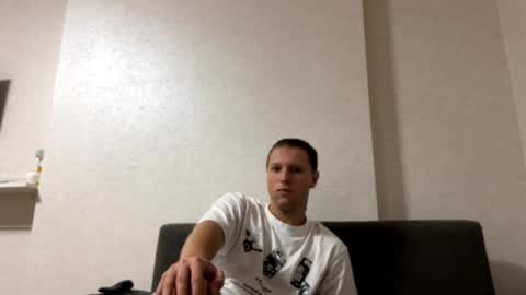 Snapshot of alexs_bugatti chatting on 10-25-25, 07:08 Alex online show from 10-25-25, 07:08