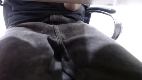 Snapshot of alextwunkk chatting on 01-03-25, 11:44 Alex online show from 01-03-25, 11:44