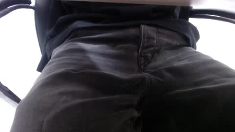 Snapshot of alextwunkk chatting on 01-24-25, 01:57 Alex online show from 01-24-25, 01:57