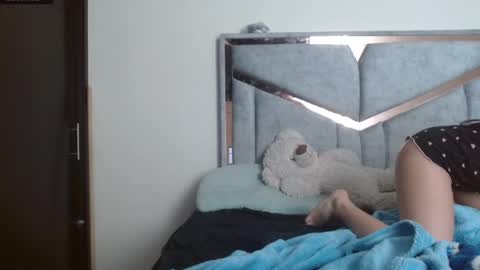 alex y luisa online show from 12-02-25, 02:45