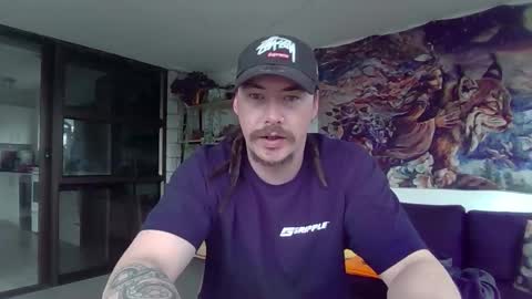 Alex online show from 10-18-25, 03:20