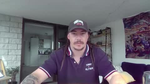 Alex online show from 12-22-25, 04:09