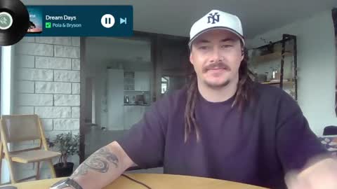Alex online show from 05-31-26, 01:25