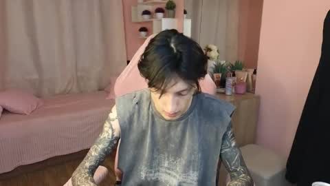 Alex online show from 09-28-25, 12:21