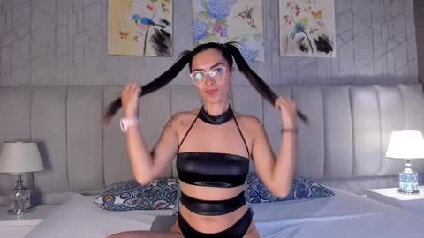 Snapshot of alezkarain chatting on 10-01-25, 04:18 AlezkaRain online show from 10-01-25, 04:18