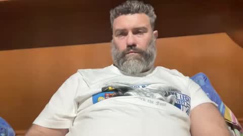 Snapshot of alfali chatting on 12-15-24, 04:59 alfali online show from 12-15-24, 04:59